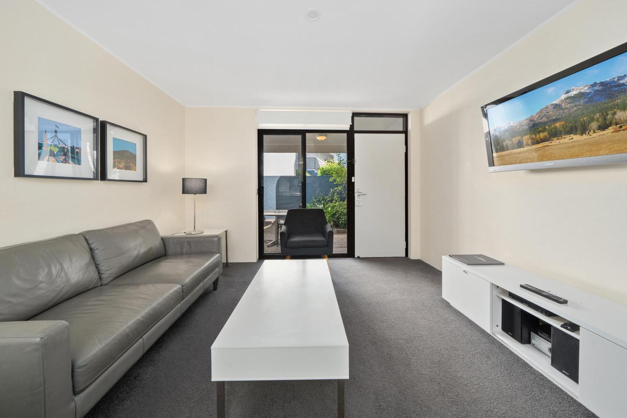 Manuka Park Serviced Apartments Canberra Eksteriør billede