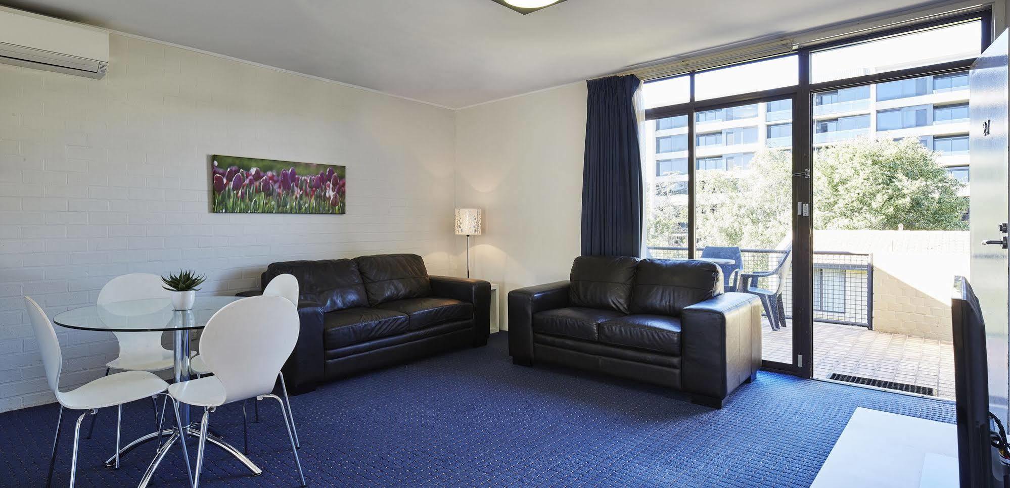 Manuka Park Serviced Apartments Canberra Eksteriør billede